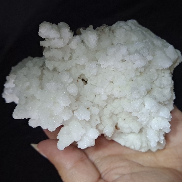 Beautiful Calcite Snow Quartz ❄️ - Picture 1 of 7